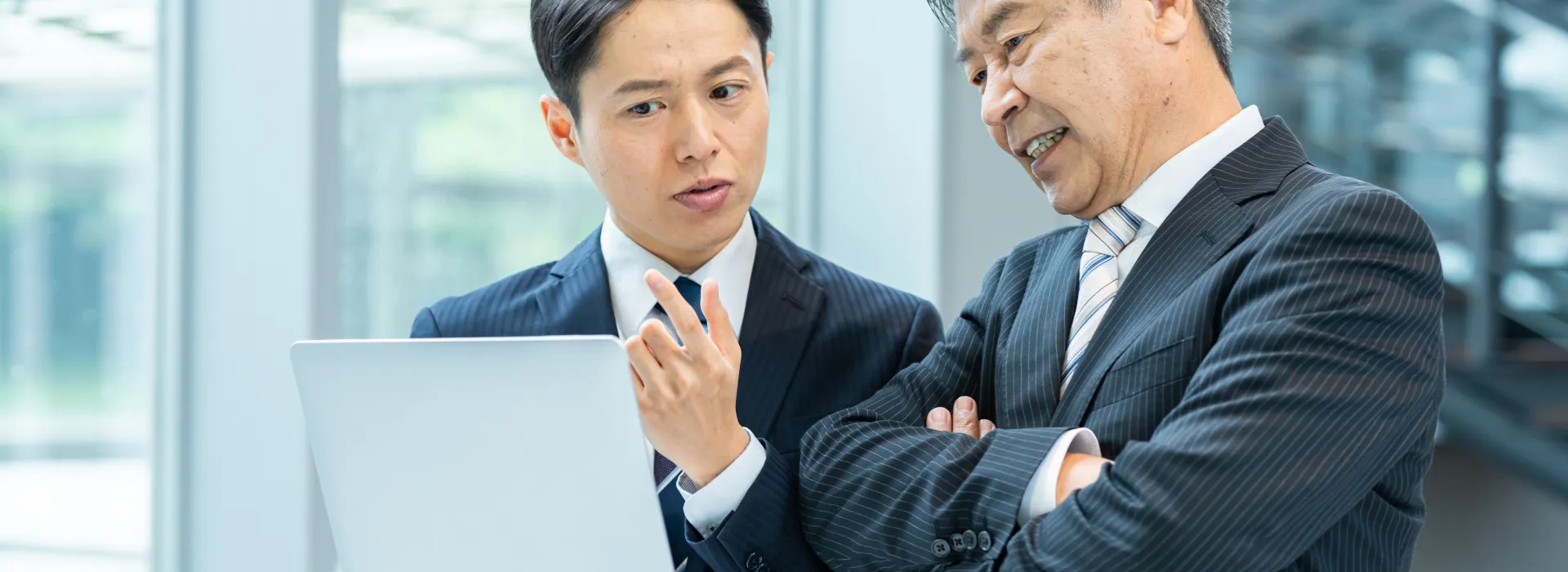 社労士に労務相談する経営者